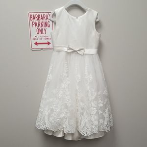 JOAN CALABRESE GIRLS WHITE TULLE AND LACE DRESS SZ 5